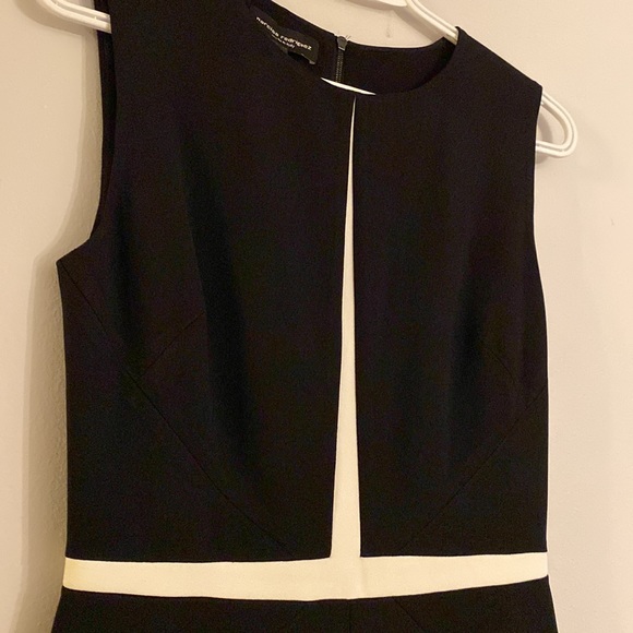 Narcissi Rodriguez crew neck sleeveless dress - Picture 6 of 8